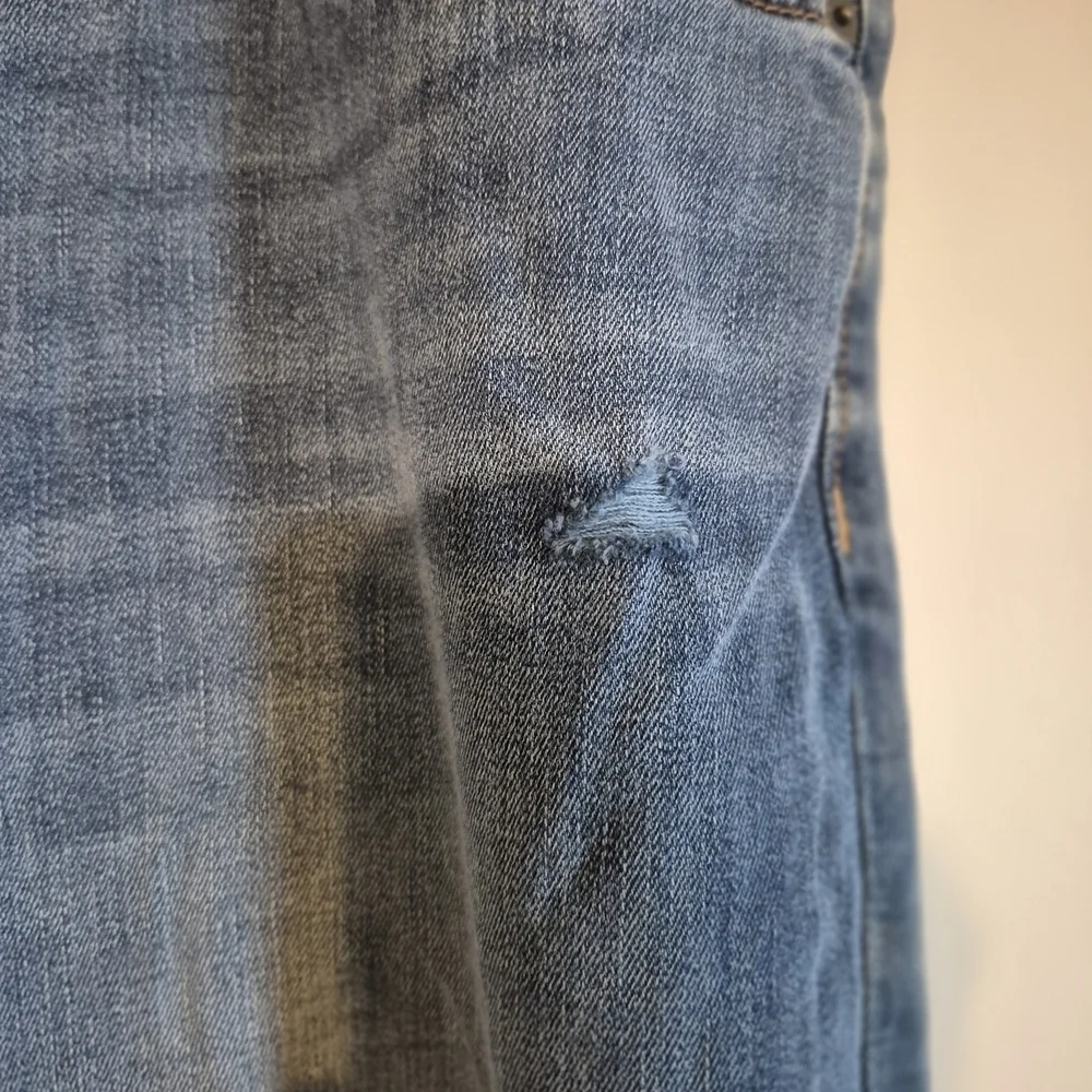 Banana Republic Blue Straight Jeans with Subtle Fading